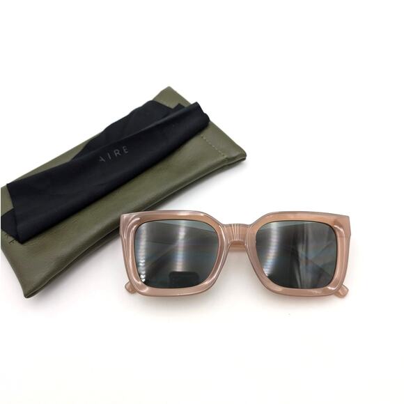 Aire Abstraction Rectangle Sunglasses Fawn Frame with Green Mono Lens One Size - Picture 1 of 5